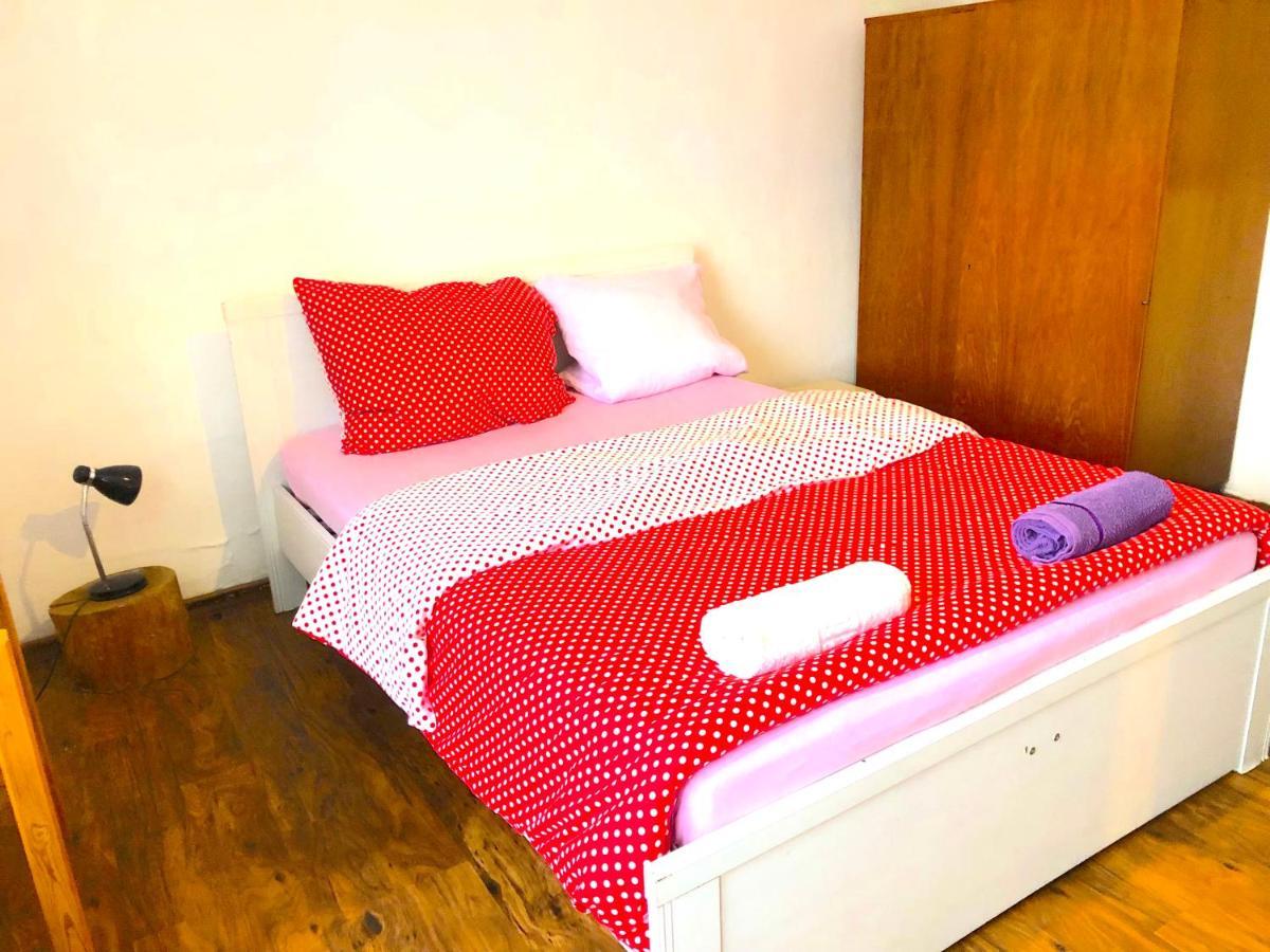 Safar Residence Hrachoviste ภายนอก รูปภาพ